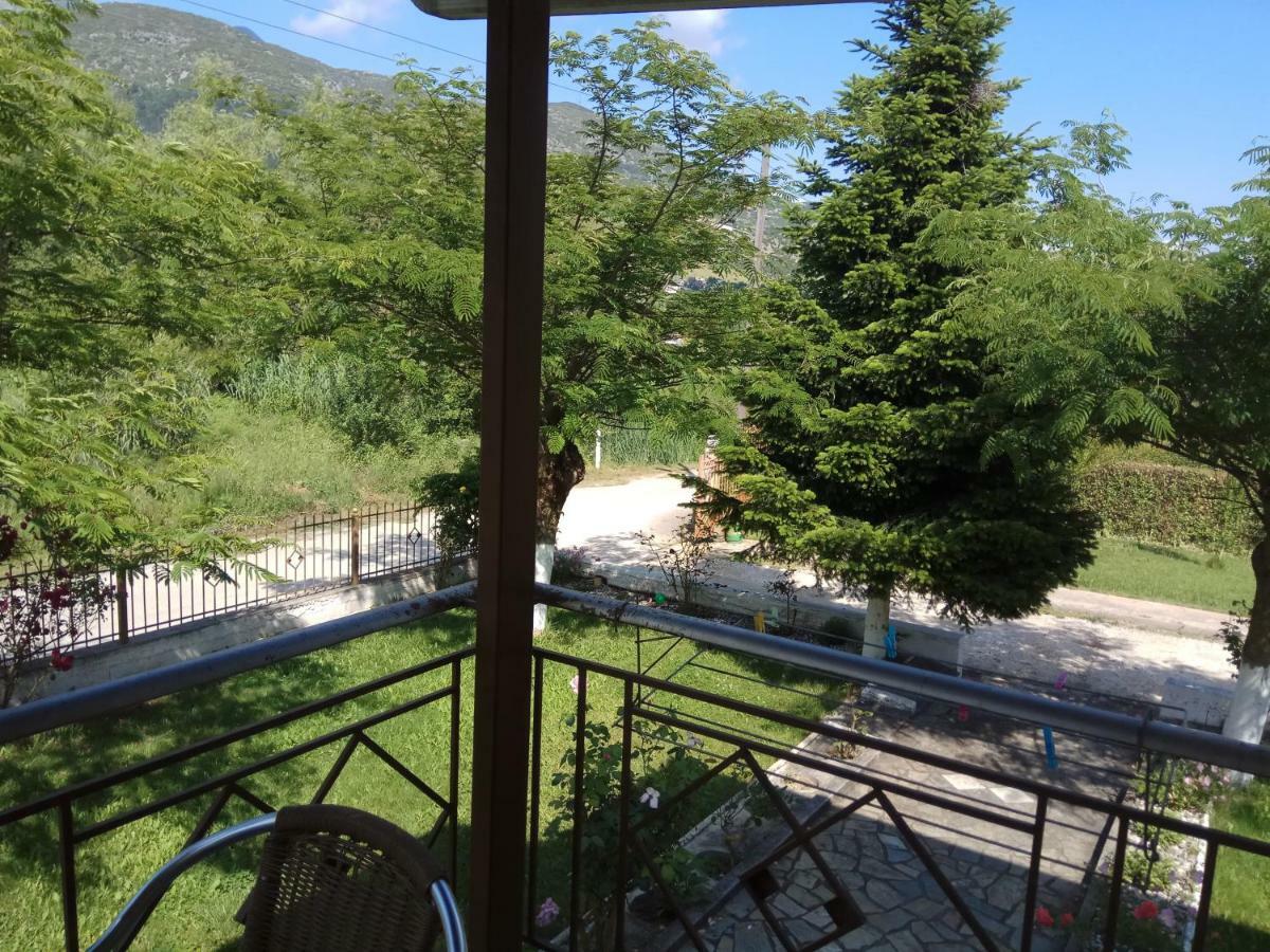 Zisis Garden Studios Ioannina Extérieur photo